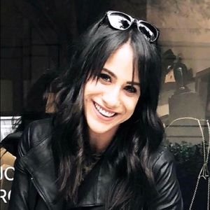 Meet your Posher, Cristina